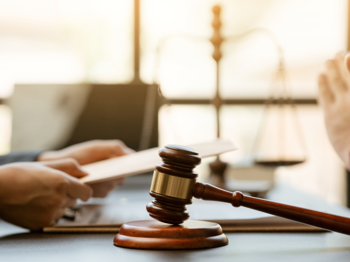 How to Choose the Best Litigation Attorney for Your Business - BoyarMiller